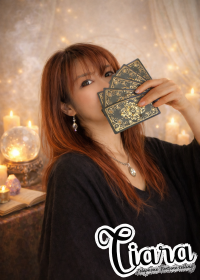 彩星（あやせ）先生